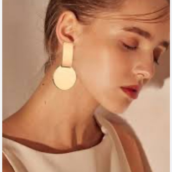 Gold Geo Rectangle Circle Earrings - Picture 4 of 13